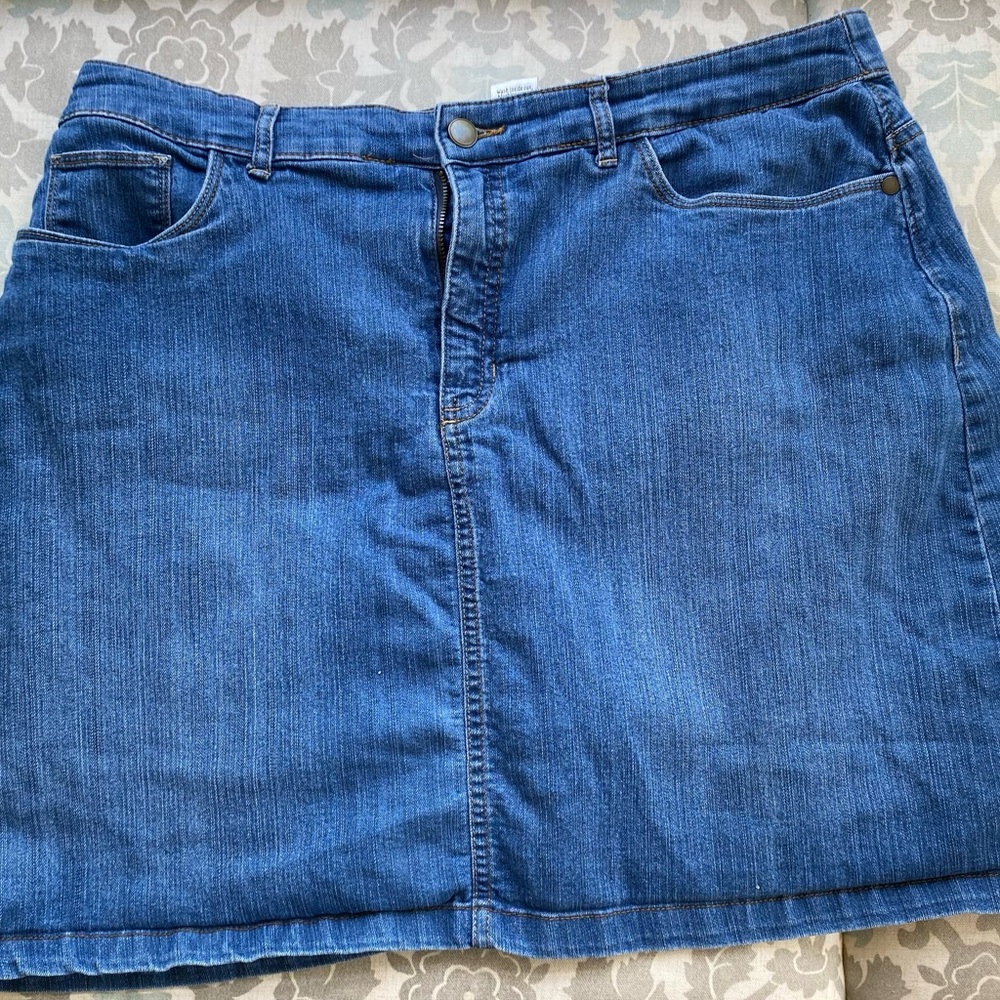 Croft & Barrow Denim Skort SZ 16